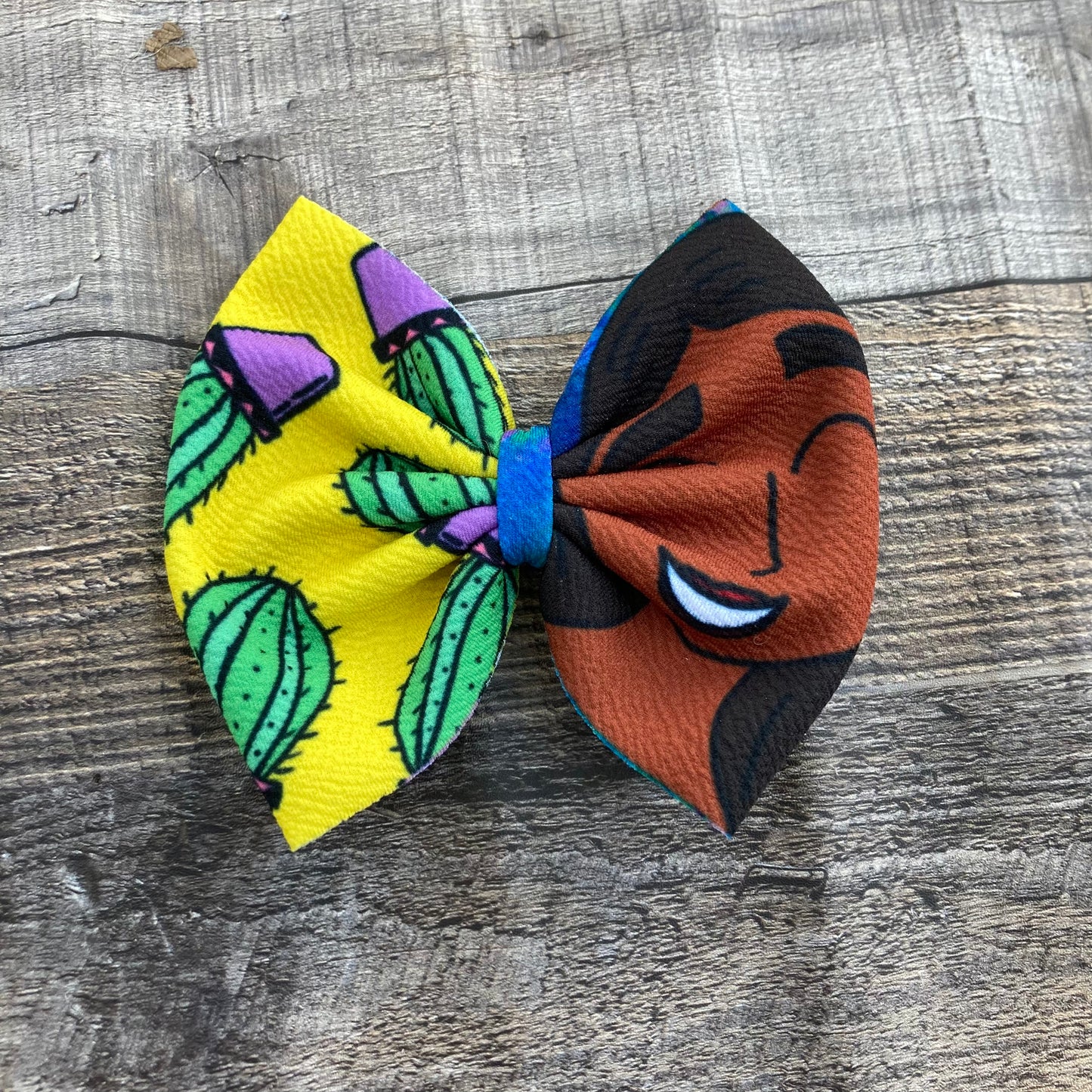 Isabela two toned bow