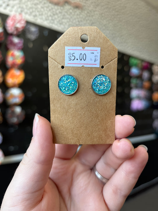 Icy blue Durzy 12mm earrings