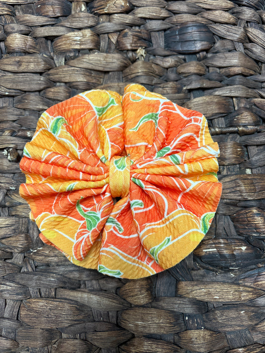 Pumpkin shredded bow