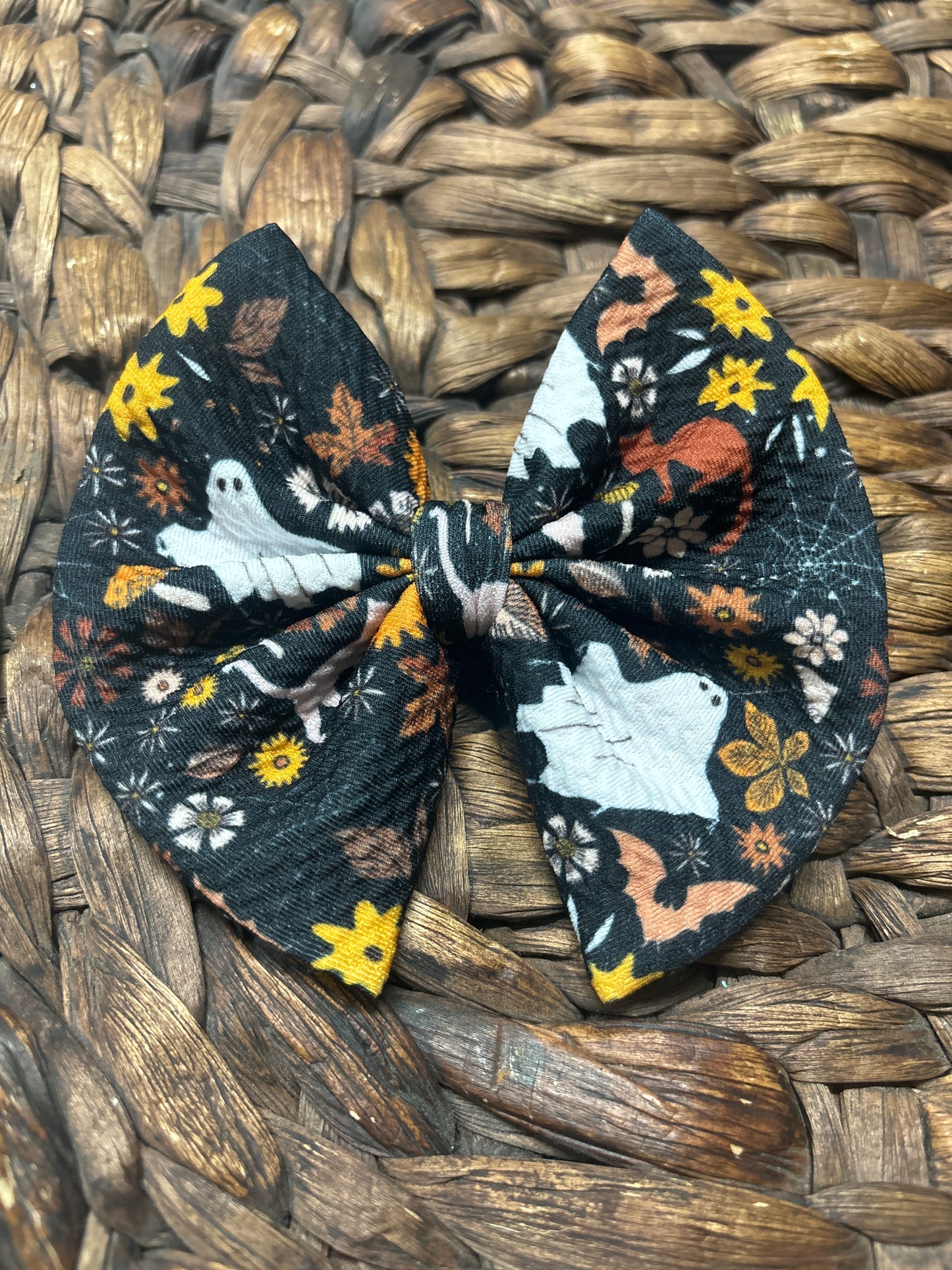 Boho Halloween regular bow