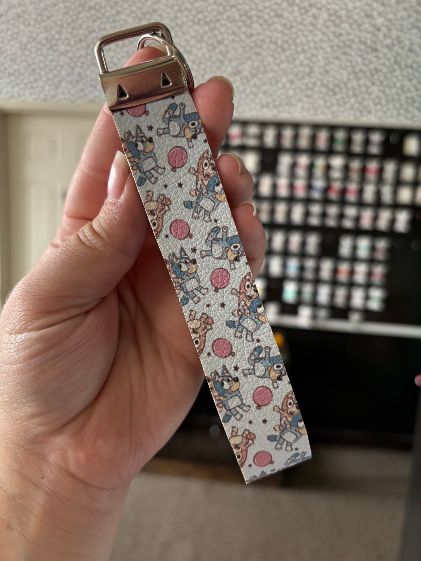 Keepie uppie key chain