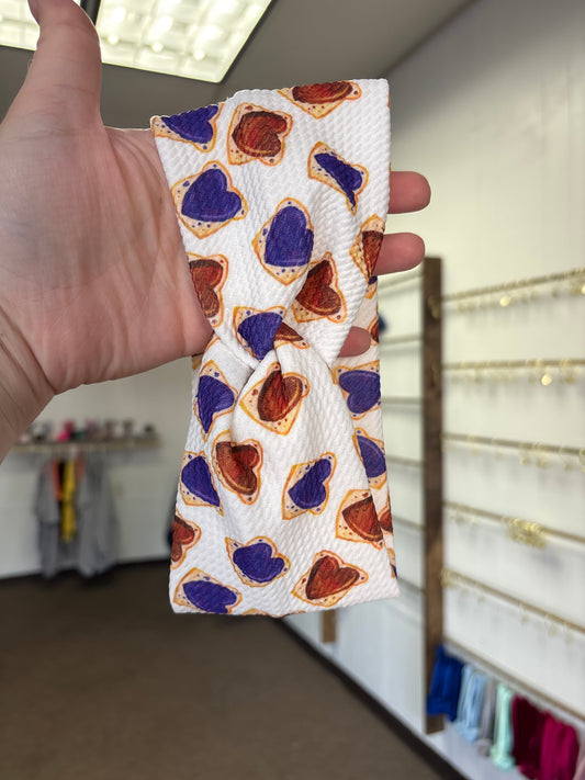 Pb&j twist headband