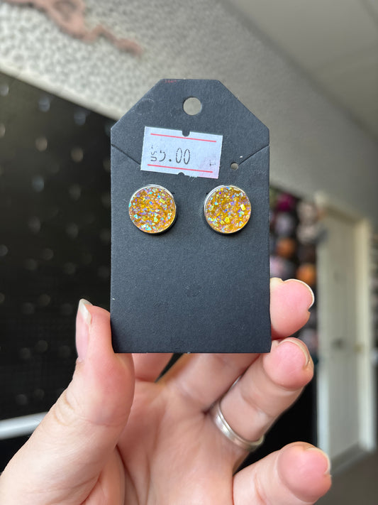 Yellow Durzy 12mm earrings