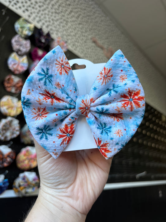Snowflakes regular bow