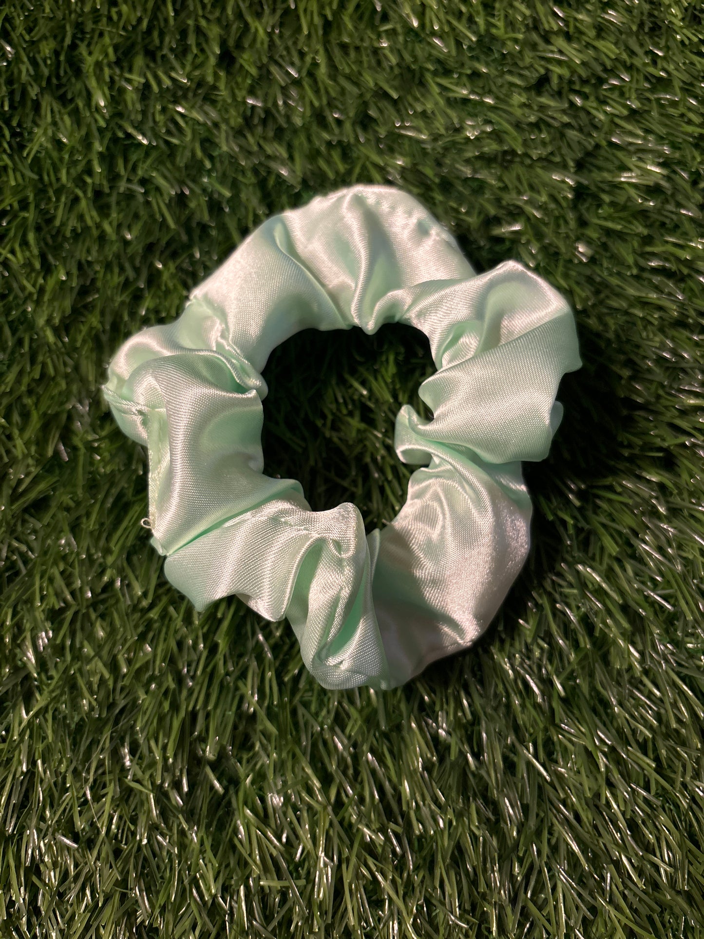 Mint light up scrunchie