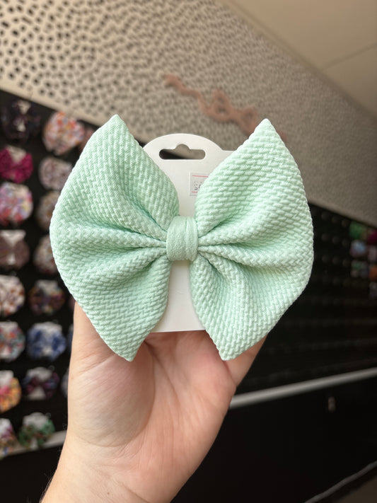 Mint regular bow
