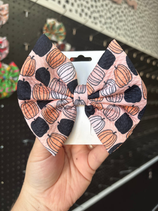 Fall pumpkins regular bow