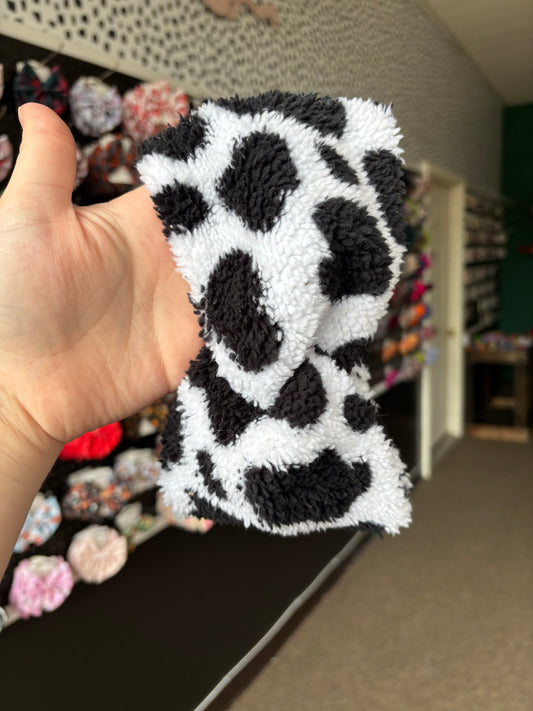 Cow print earmuff