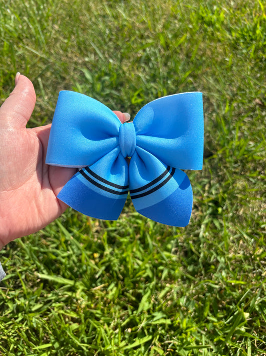 Blue crayon sailor clip bow