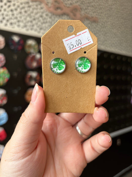 Irish 12mm earrings
