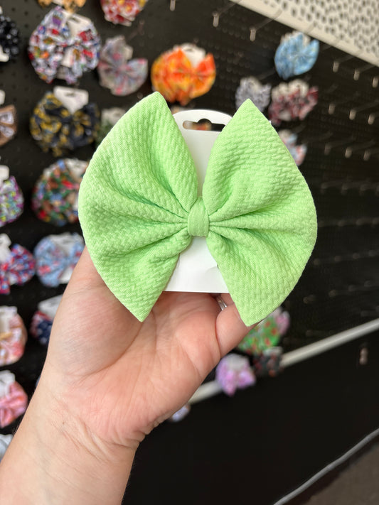 Honeydew regular bow