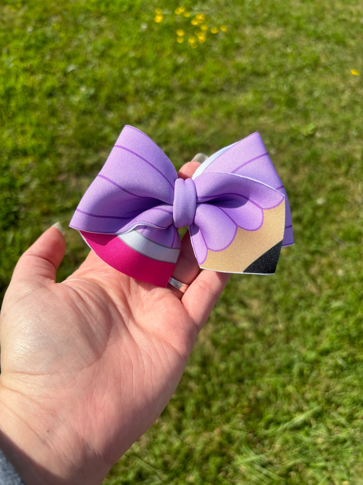 Purple pencil clip bow