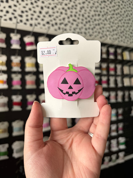 Pink pumpkin snap clip