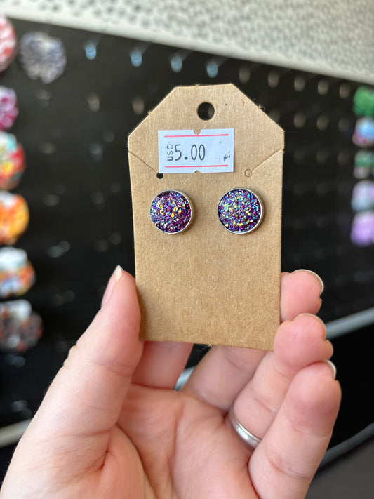 Dark purple Durzy 12mm earrings