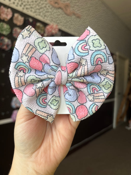 Lucky regular bow