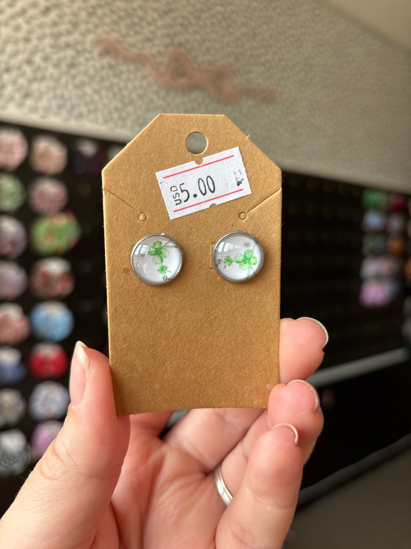 Floral clover 12mm earrings