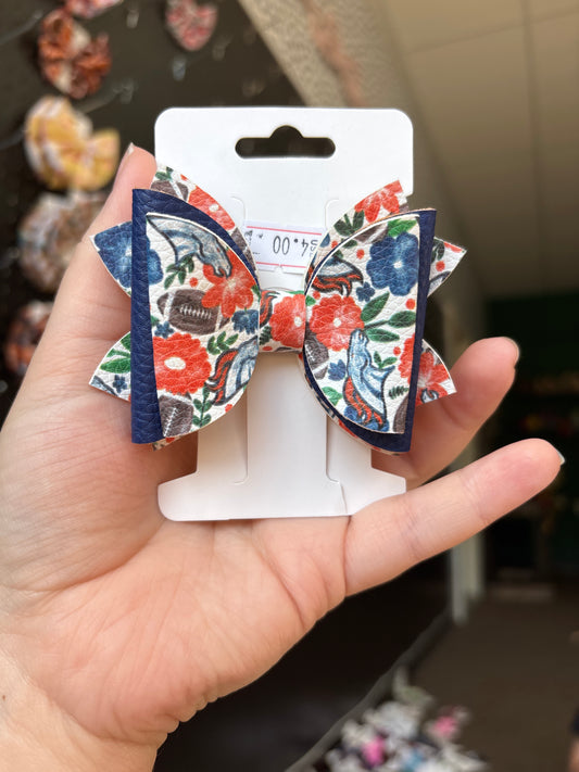 Bronco- faux leather bows