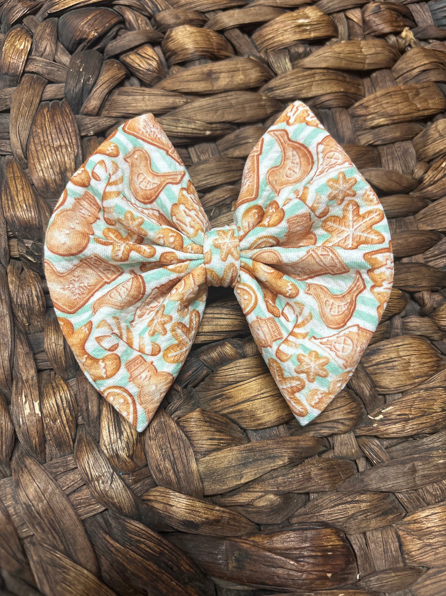 Gingerbread regular bow