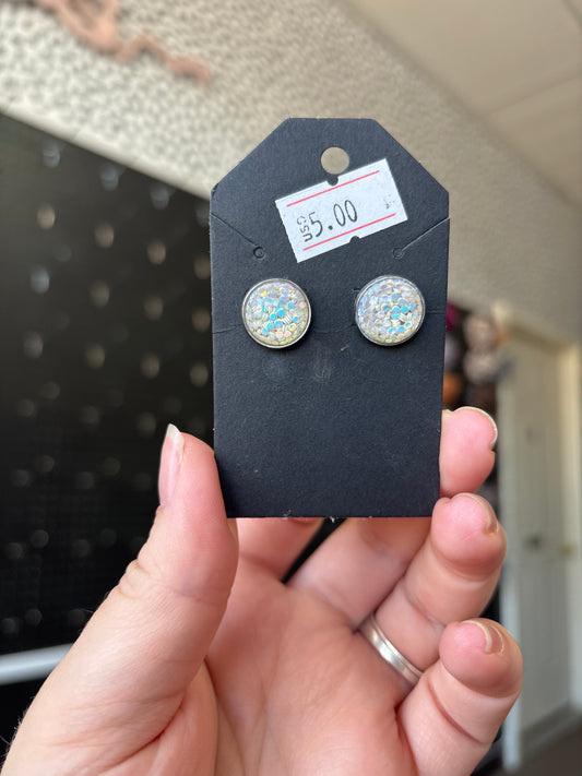 White glitter 12mm earring
