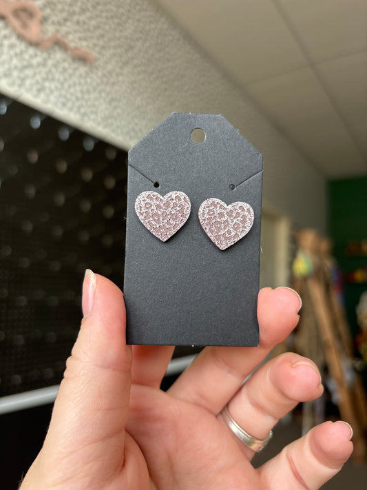 Leopard glitter heart earrings