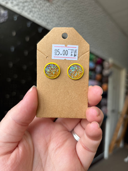 Yellow Durzy 12mm earrings