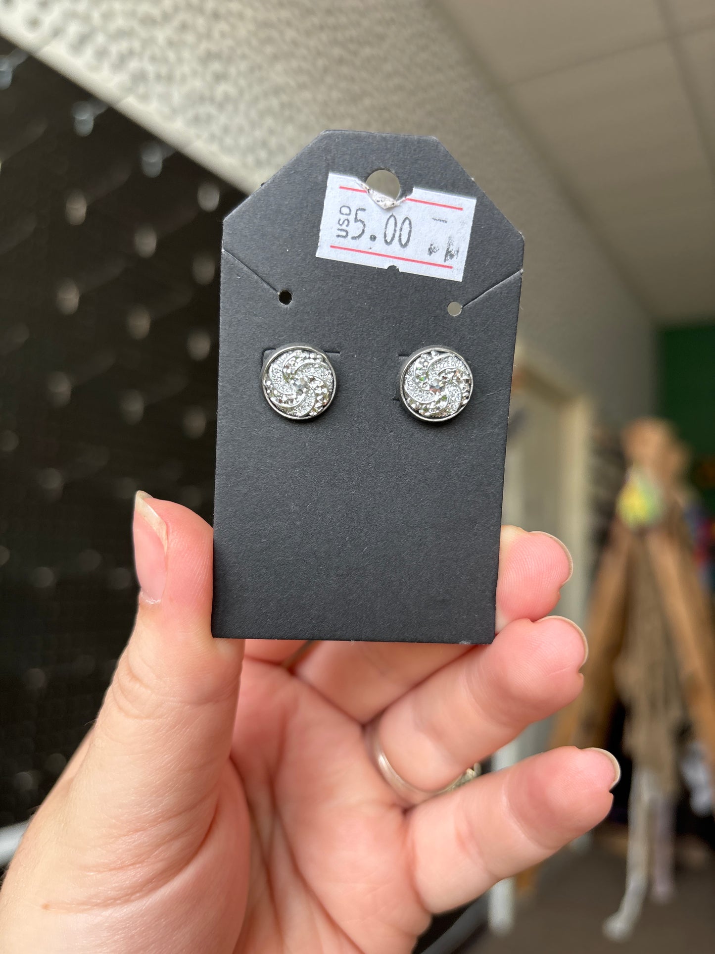 Silver durzy swirls 10mm earrings