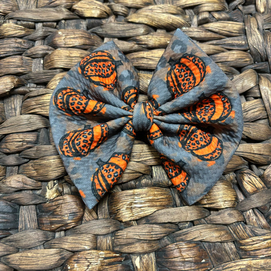 Leopard pumpkins regular style bow