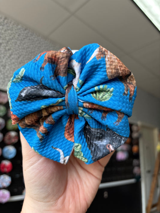 Blue highland cow messy bow