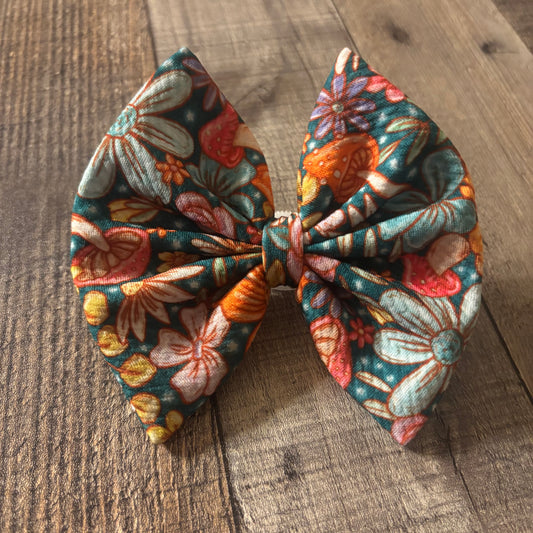 Mushroom floral- regular bow