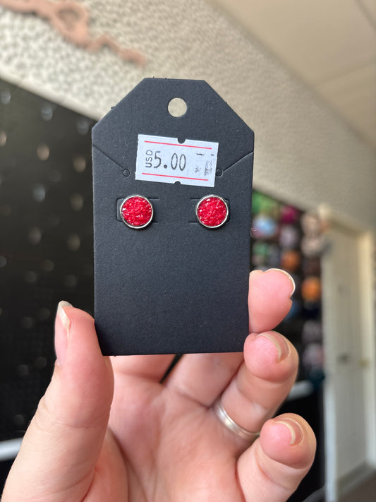 Red durzy 8mm earrings