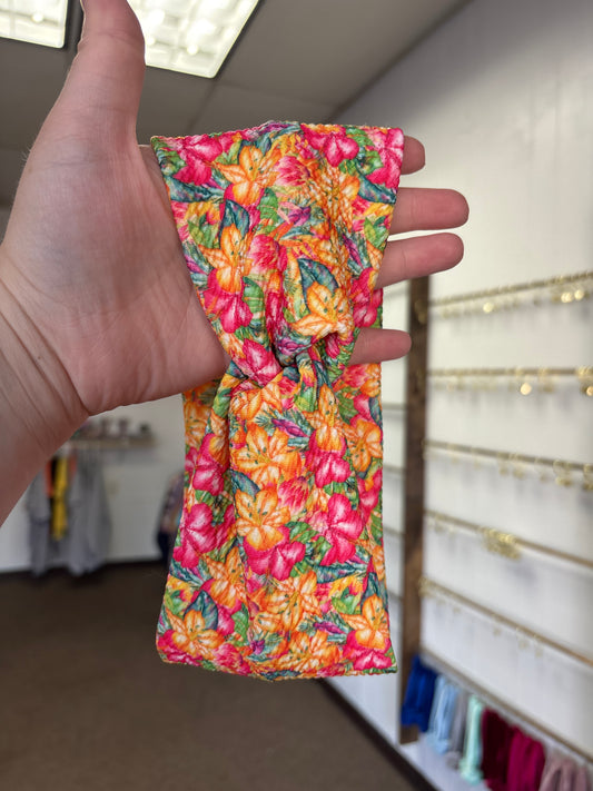 Hawaiian floral twist headband