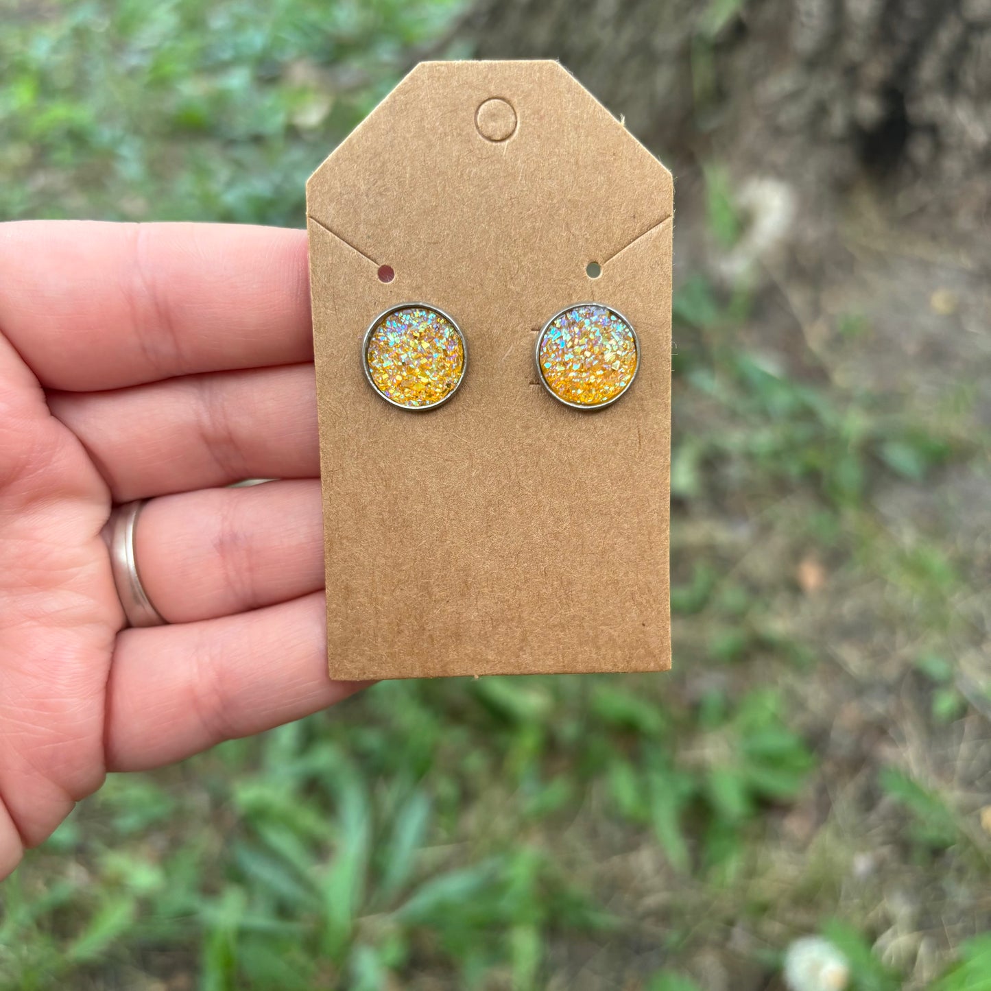 Icy yellow Durzy 12mm earrings