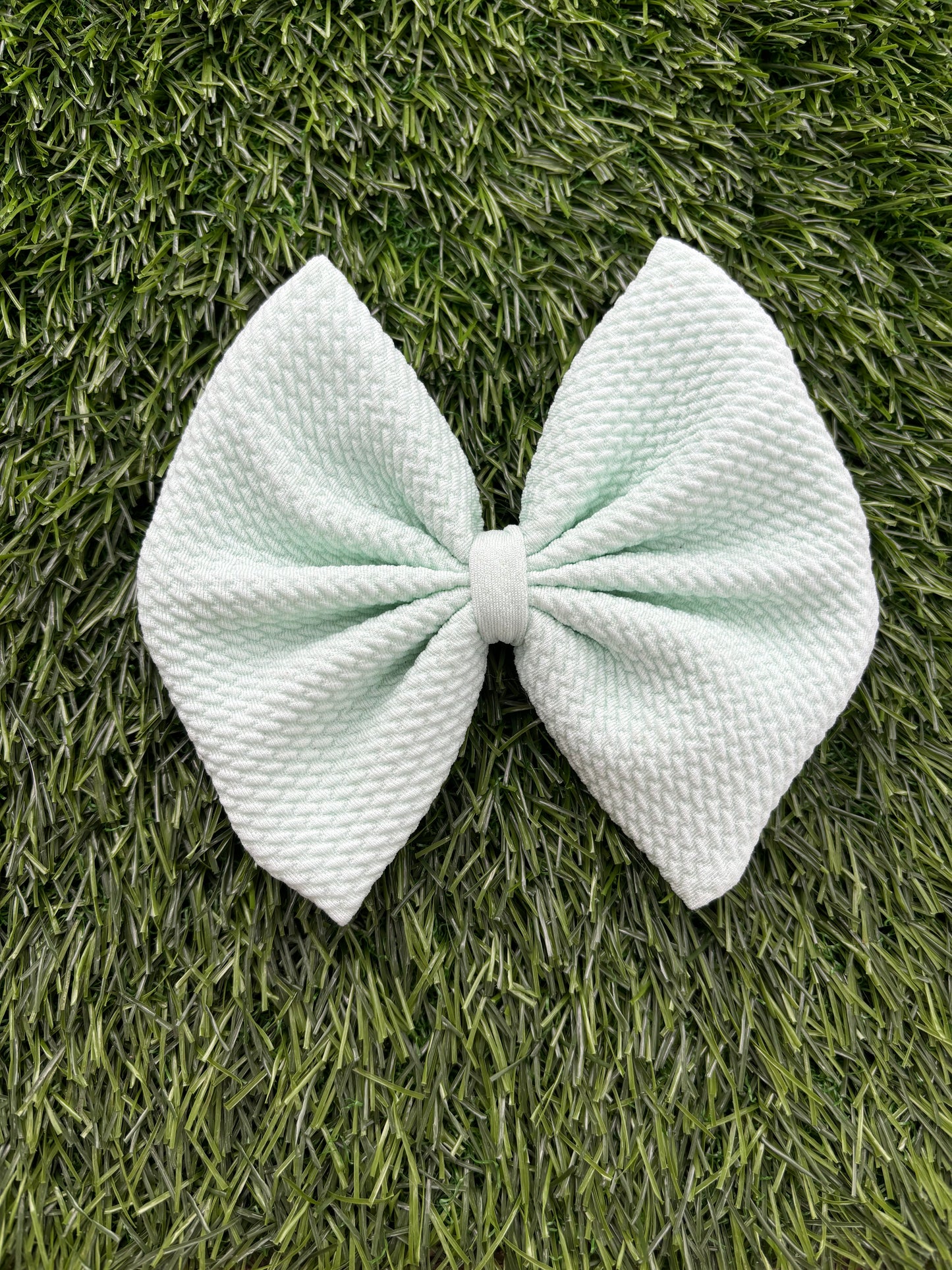 Mint regular bow